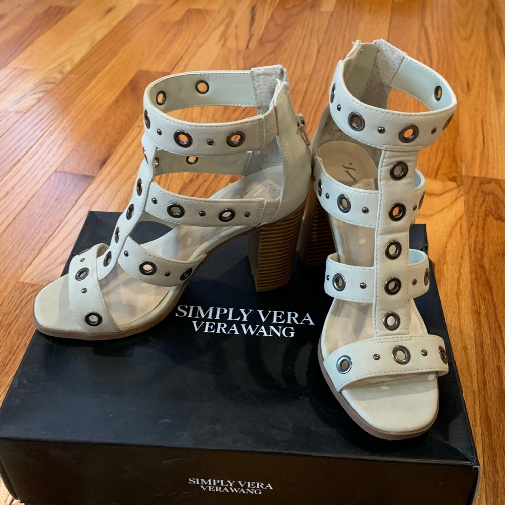 Simply Vera cage style heels with grommets and back zippers.